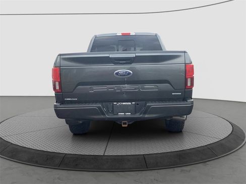 Used 2018 Ford F150 Lariat w/ Equipment Group 502A Luxury image 6