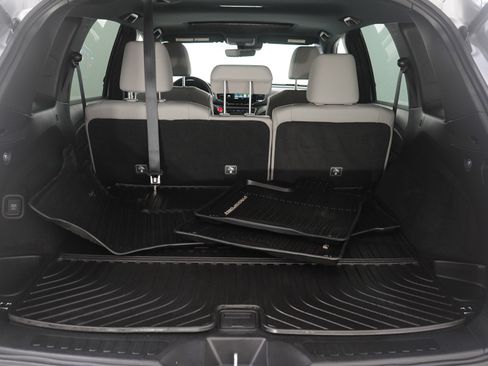 Used 2023 Honda Passport EX-L image 9