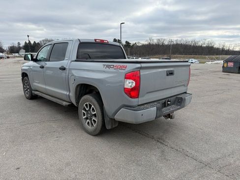 Used 2018 Toyota Tundra SR5 w/ TRD Off Road Package image 8