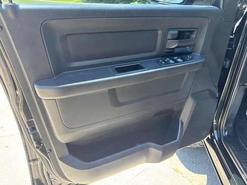 Used 2016 RAM 1500 Express AWD/4WD image 14