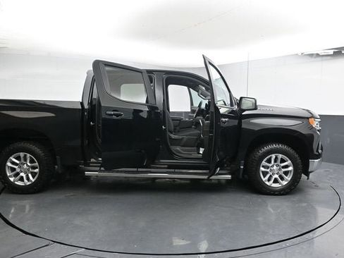 Used 2023 Chevrolet Silverado 1500 LT image 37