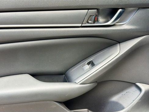 Used 2021 Honda Accord Sport image 28