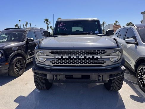 Used 2024 Ford Bronco Badlands image 2