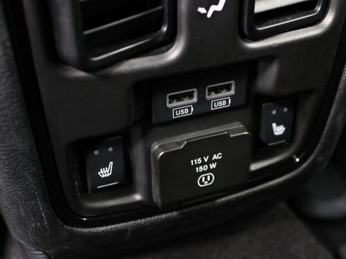 Used 2025 Dodge Durango R/T AWD/4WD image 17