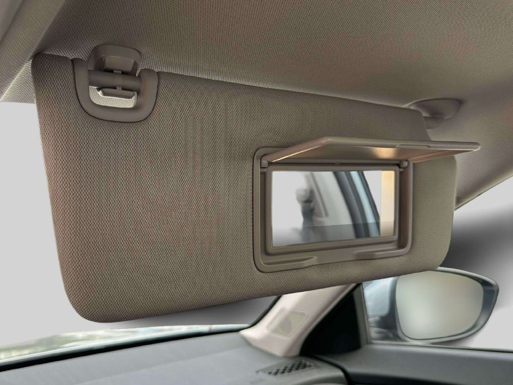Certified 2023 Honda Accord EX image 28