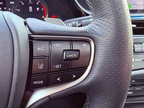 Certified 2022 Lexus ES 350 F Sport image 23