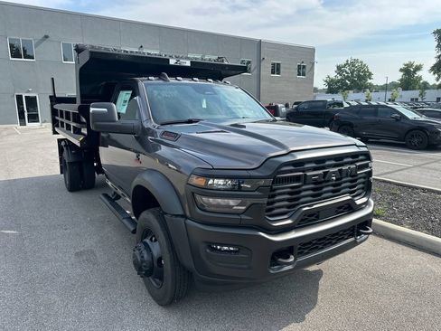 New 2026 RAM 5500 Tradesman AWD/4WD image 4