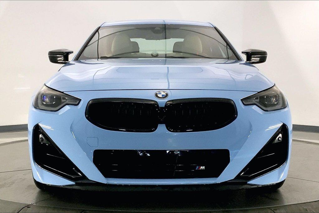 Used 2025 BMW M240i xDrive Coupe AWD/4WD image 2
