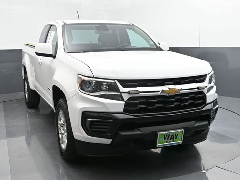 Used 2021 Chevrolet Colorado LT w/ Fleet Safety Package RWD image 8