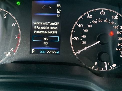 Certified 2023 Toyota Corolla Cross LE image 5