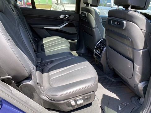 Used 2021 BMW X7 xDrive40i w/ Executive Package AWD/4WD image 25