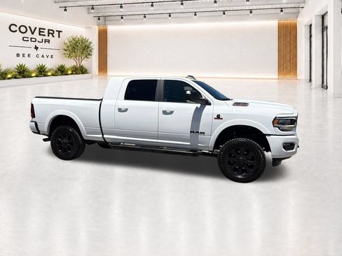Used 2022 RAM 2500 Laramie w/ Night Edition AWD/4WD image 15