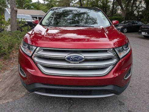 Used 2018 Ford Edge Titanium w/ Equipment Group 302A FWD image 5