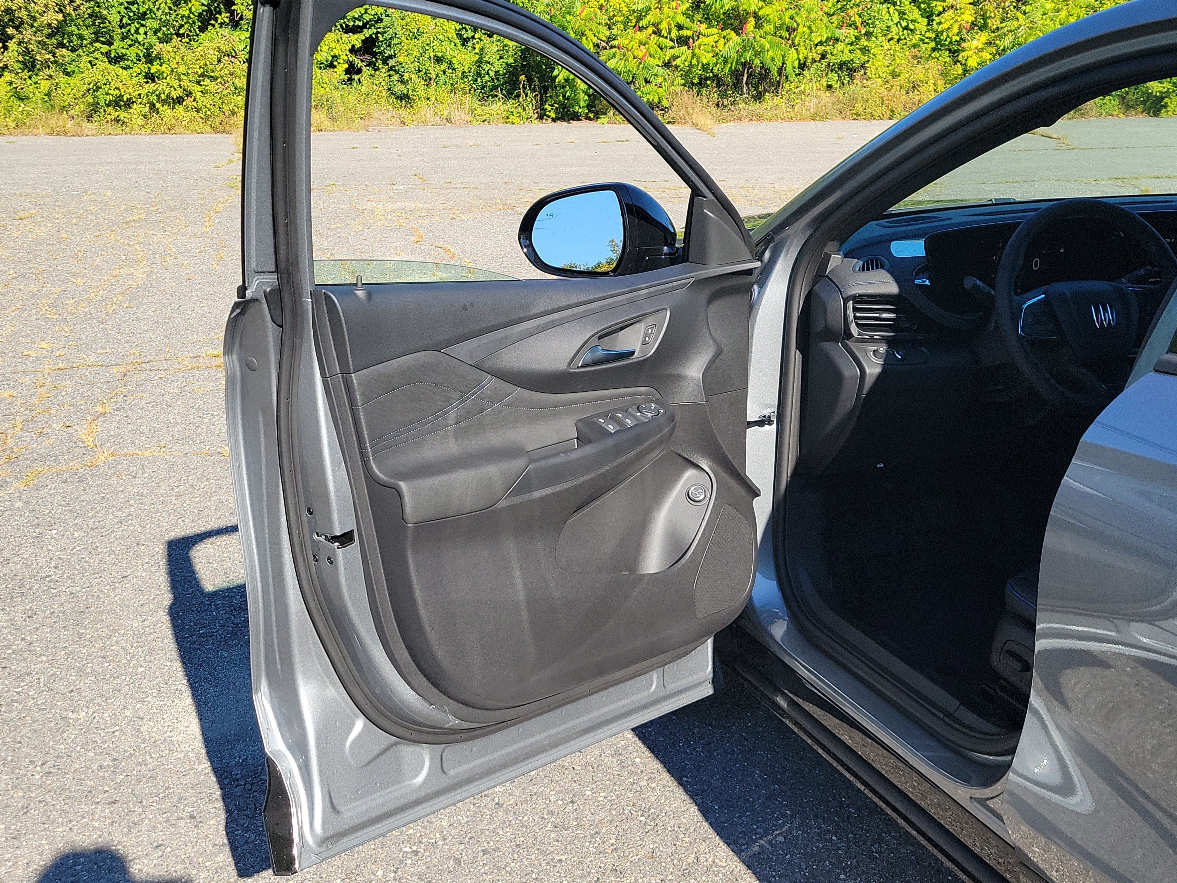 New 2026 Buick Envista Sport Touring w/ Convenience I Package FWD image 17
