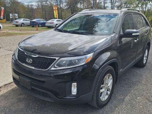 Used 2015 Kia Sorento LX AWD/4WD image 12
