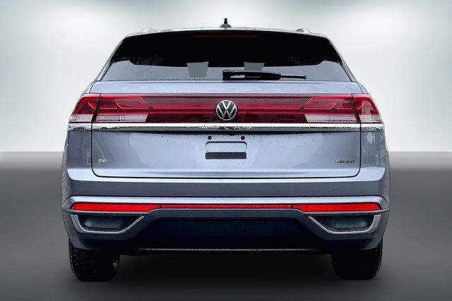 Used 2024 Volkswagen Atlas Cross Sport SE AWD/4WD image 3