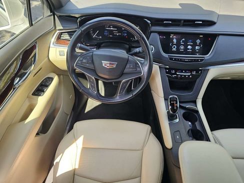 Used 2019 Cadillac XT5 Luxury FWD image 19