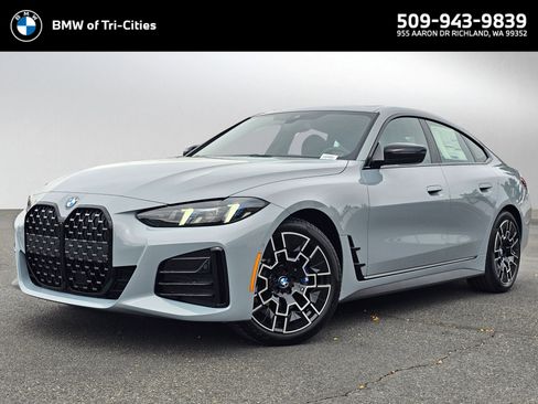 New 2026 BMW 430i xDrive w/ M Sport Package image 1