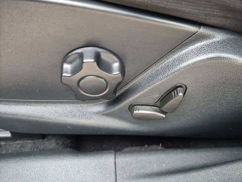 Used 2019 Ford EcoSport SE w/ SE Convenience Package AWD/4WD image 17