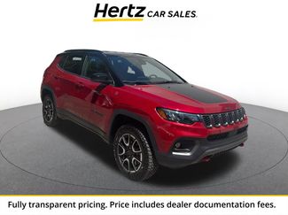 Used 2025 Jeep Compass Trailhawk AWD/4WD video 1