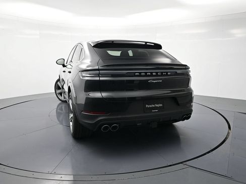 Certified 2026 Porsche Cayenne Coupe AWD/4WD image 27
