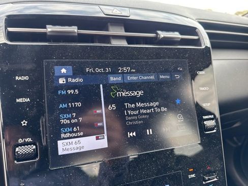 Certified 2024 Hyundai Santa Cruz SEL image 16