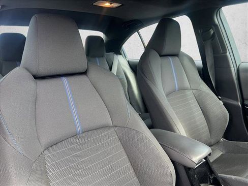Used 2020 Toyota Corolla SE w/ SE Premium Package image 22
