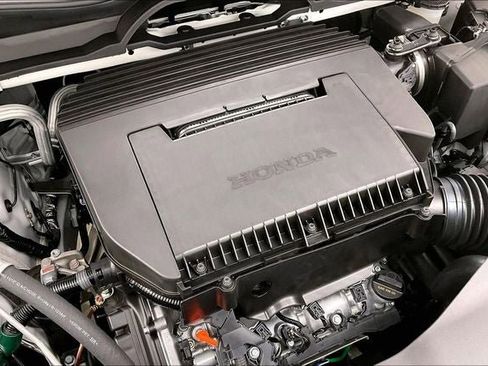 New 2026 Honda Pilot Touring image 14