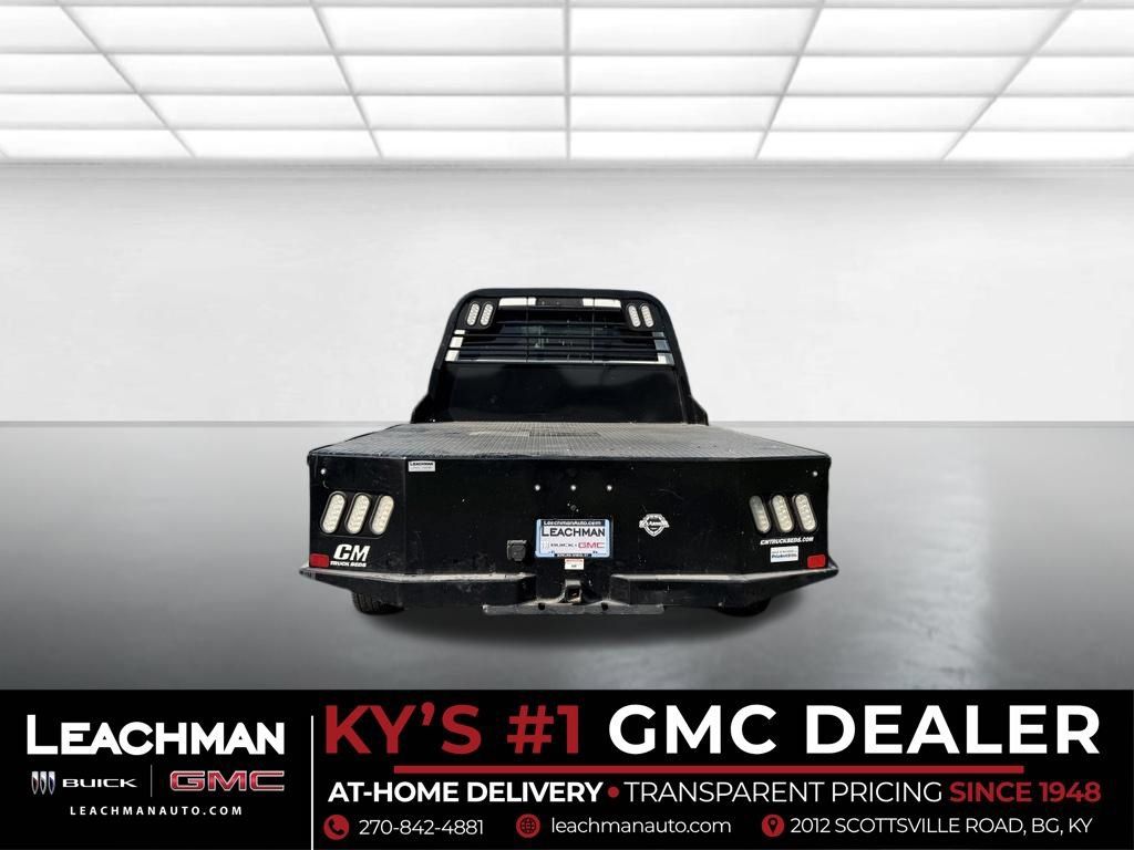 Used 2021 RAM 5500 Tradesman w/ Chrome Appearance Group AWD/4WD image 4