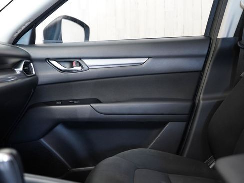 Used 2019 MAZDA CX-5 Sport FWD image 31