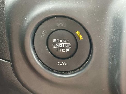 Used 2022 Jeep Wrangler Unlimited Sport AWD/4WD image 26