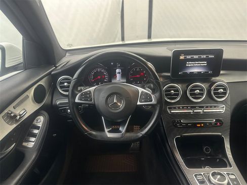 Used 2019 Mercedes-Benz GLC 300 GLC 300 w/ AMG Line image 25