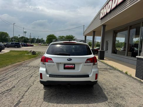 Used 2014 Subaru Outback 2.5i Limited AWD/4WD image 4