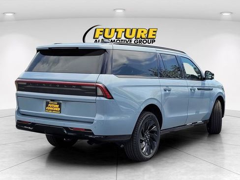 New 2026 Lincoln Navigator L Reserve AWD/4WD image 6