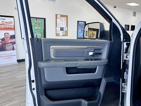 Used 2016 RAM 2500 SLT image 14