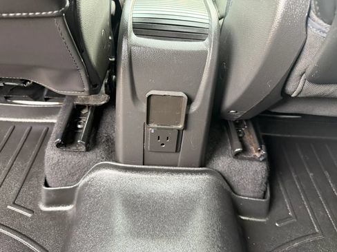 Used 2019 Buick Encore Essence AWD/4WD image 30