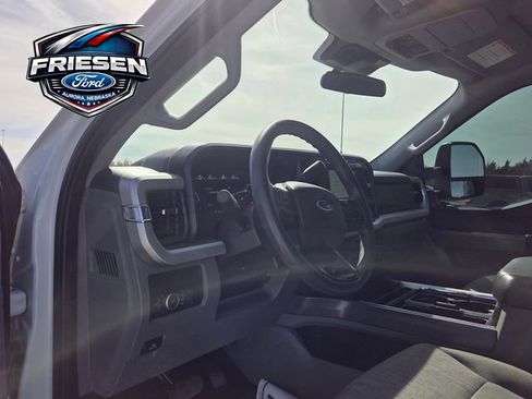 Used 2024 Ford F250 XLT w/ FX4 Off-Road Package AWD/4WD image 13