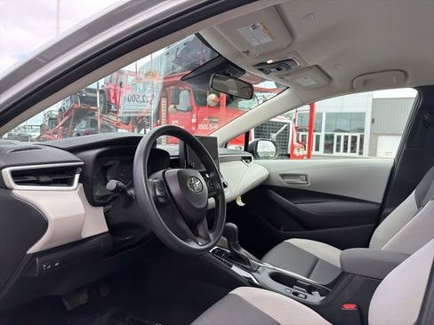 Certified 2024 Toyota Corolla LE image 15