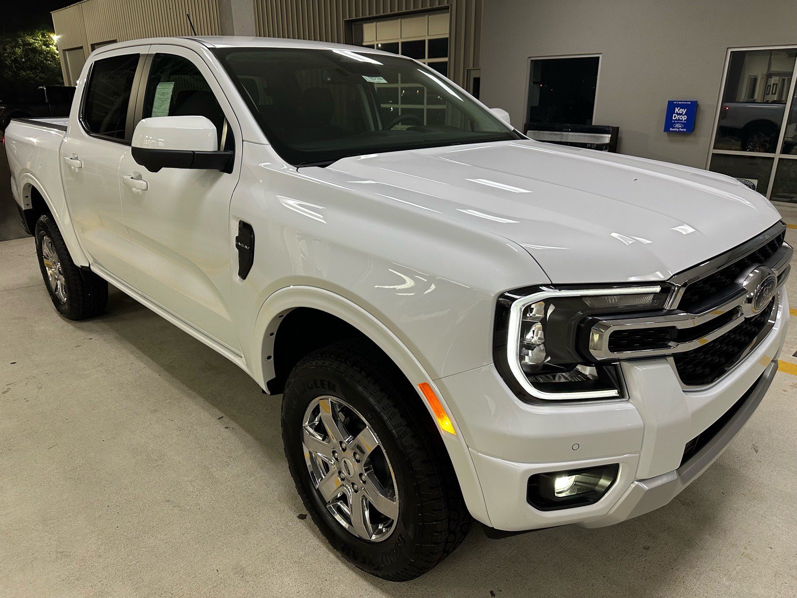 New 2026 Ford Ranger Lariat w/ Chrome Accent Package RWD image 7