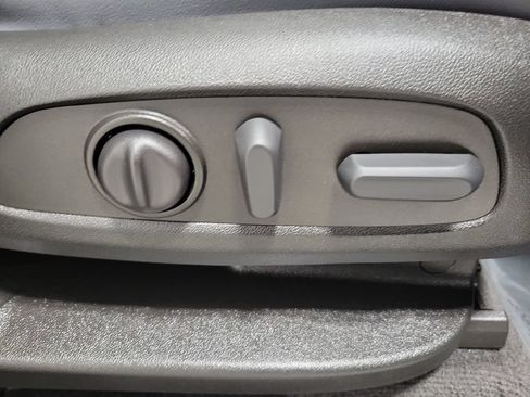 Used 2023 Buick Enclave Essence w/ Experience Buick Package AWD/4WD image 24