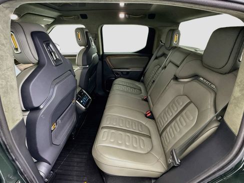 Used 2023 Rivian R1T Adventure AWD/4WD image 18