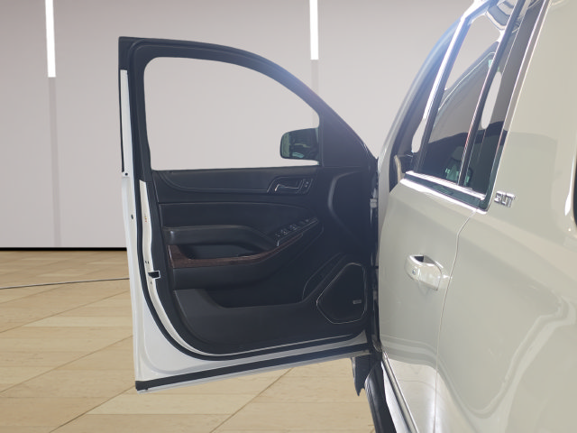Used 2019 GMC Yukon XL SLT w/ Premium Edition AWD/4WD image 10