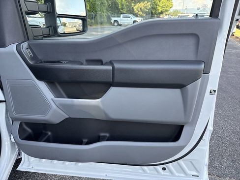 New 2026 Ford F350 XL w/ XL Driver Assist Package RWD image 14