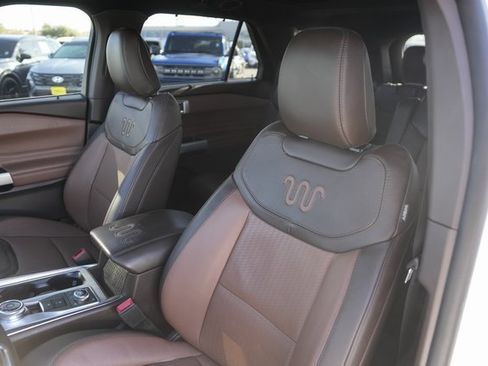 Used 2022 Ford Explorer King Ranch w/ Class IV Trailer Tow Package image 10
