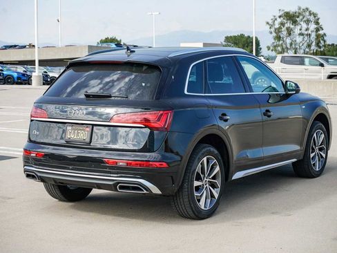 Used 2023 Audi Q5 2.0T Premium w/ Convenience Package image 4