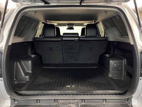 Used 2018 Toyota 4Runner TRD Off-Road Premium image 12