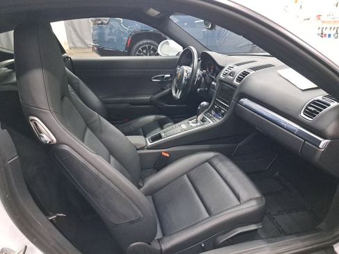 Used 2015 Porsche Cayman image 14