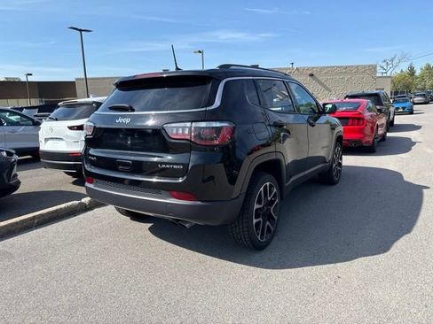 Used 2018 Jeep Compass Limited w/ Navigation Group AWD/4WD image 5