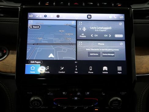 Used 2022 Jeep Grand Cherokee Summit AWD/4WD image 22