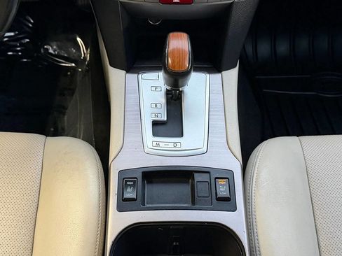 Used 2013 Subaru Outback 2.5i Limited image 17